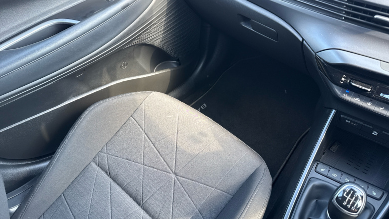Hyundai BAYON 1.0 TGDi 48V MHEV Premium 5dr Petrol Hatchback